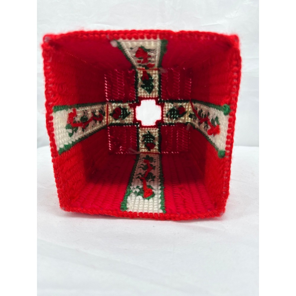 Handmade Christmas Gift Wrap Tissue Box Cover Red Green Holly Berry - Picture 6 of 6